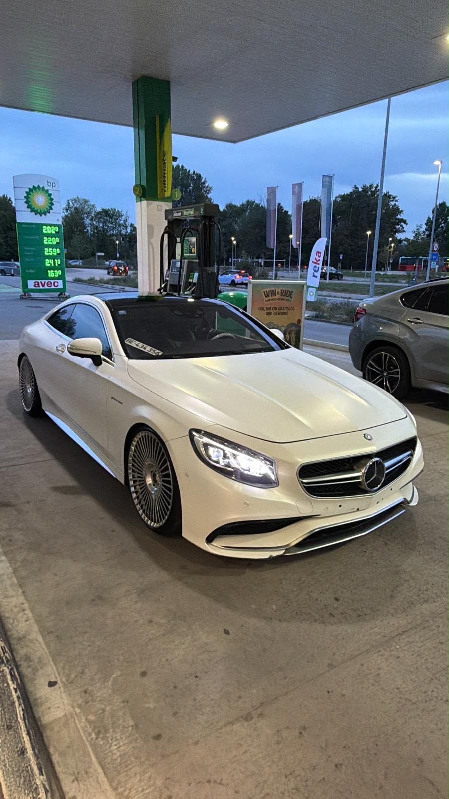 Mercedes-Benz S 63 AMG Coupé 4MATIC – Bild 2